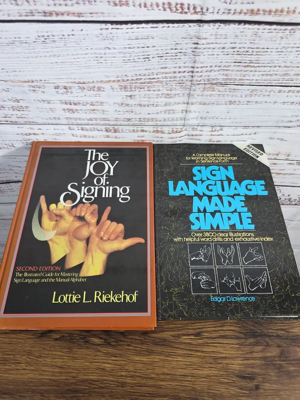 Lot of 2 Sign Language books- The Joy of Signing & Sign Language Made Simple ASL